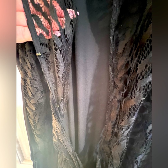 Sexy & Sophisticated BCBGMaxAzria Black Lace Detail Jumpsuit with Pockets - Picture 6 of 10